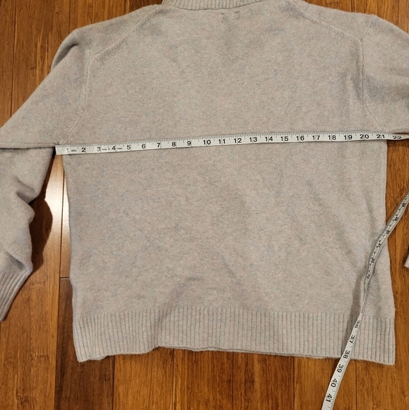 NWT J.Crew extra soft sweater Large - Picture 7 of 7